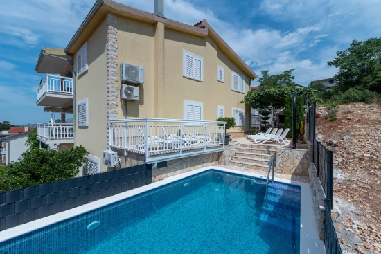 Apartmán Střední Dalmácie - Trogir DA 8767 N2