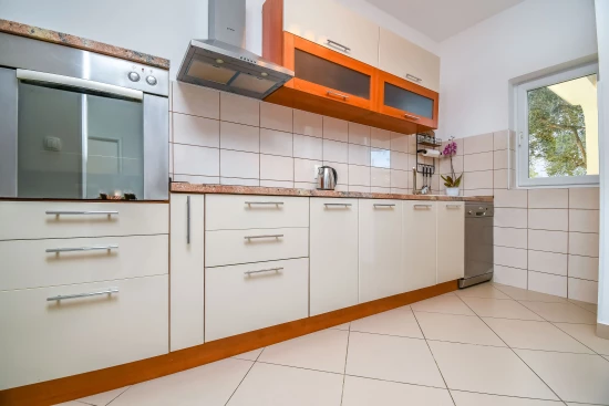 Apartmán Střední Dalmácie - Kaštela DA 8770 N1