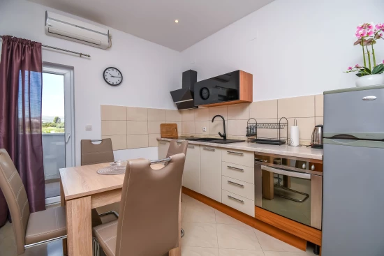 Apartmán Střední Dalmácie - Kaštela DA 8770 N2