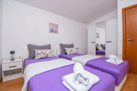 Apartmán Střední Dalmácie - Kaštela DA 8770 N2