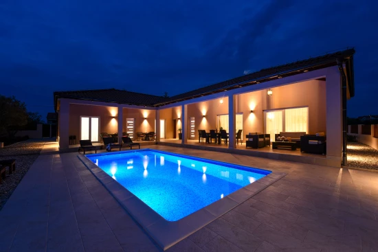 Vila Severní Dalmácie - Debeljak (Zadar) DA 8776 N1