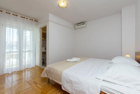 Apartmán Střední Dalmácie - Omiš DA 8777 N3