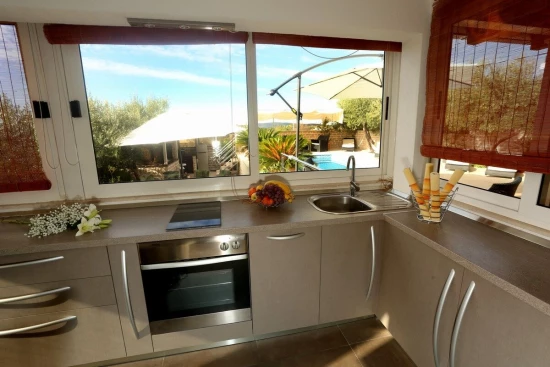 Apartmán Střední Dalmácie - Okrug Gornji DA 8785 N1