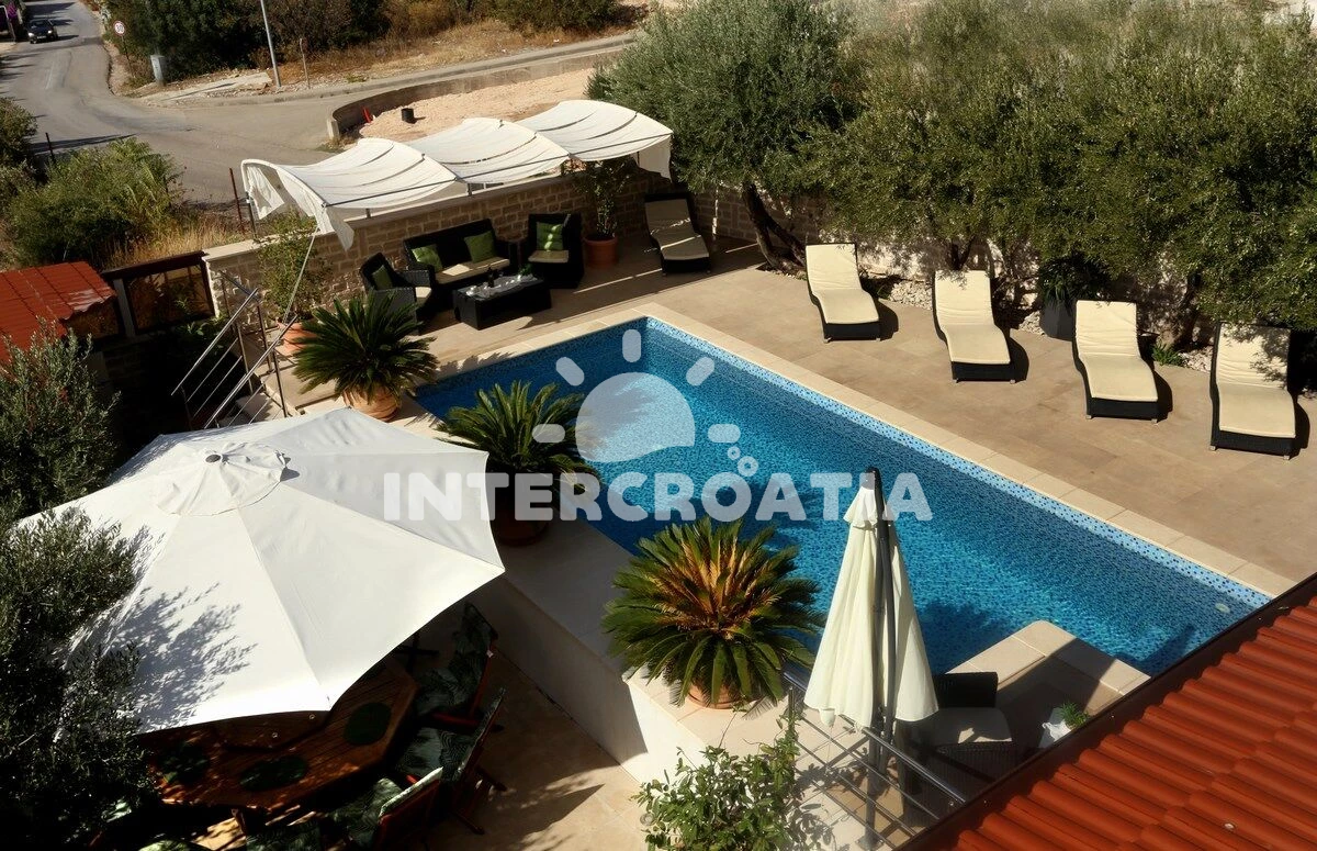 Apartmán Střední Dalmácie - Okrug Gornji DA 8785 N3