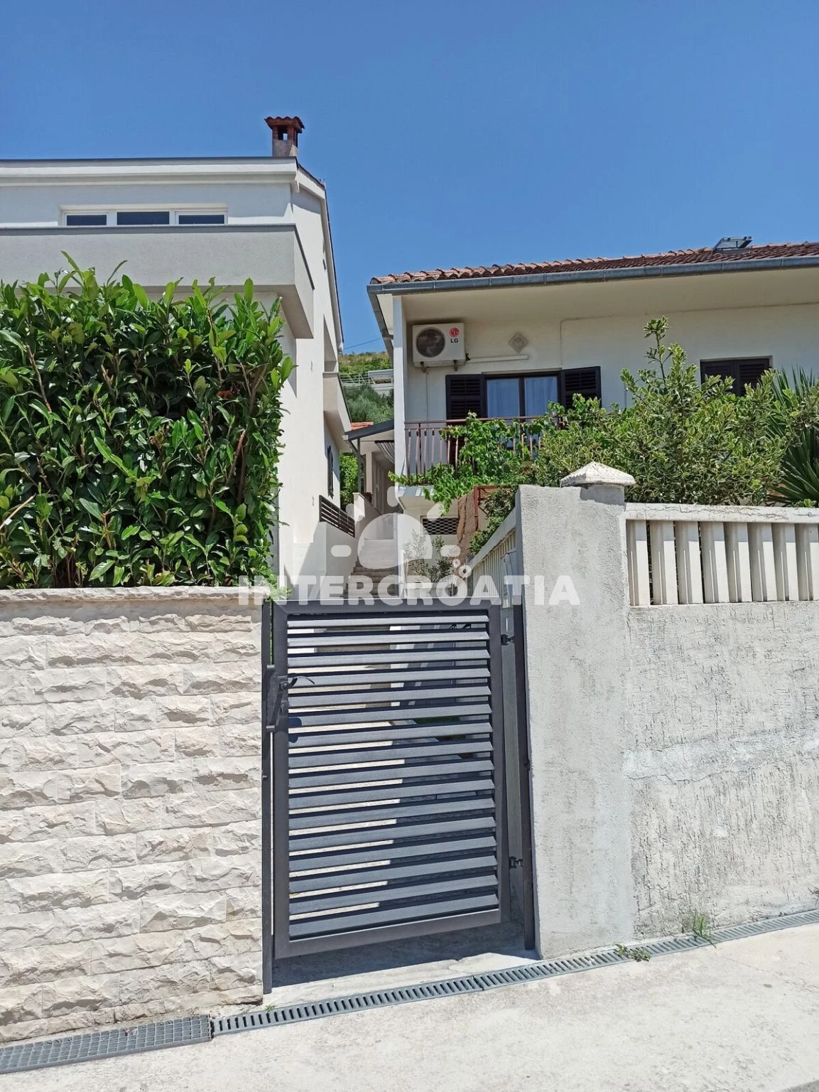 Apartmán Střední Dalmácie - Žrnovnica DA 8786 N1