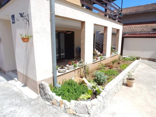 Apartmán Severní Dalmácie - Pirovac DA 8788 N1