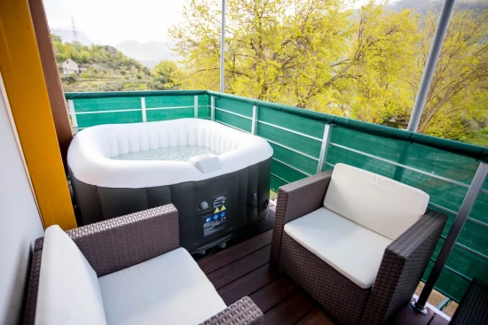 Apartmán Střední Dalmácie - Kostanje DA 8789 N1