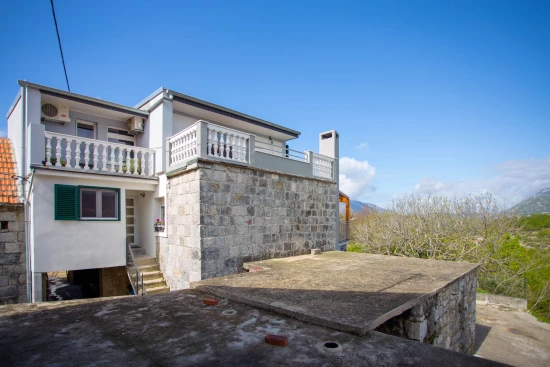 Apartmán Střední Dalmácie - Kostanje DA 8789 N1