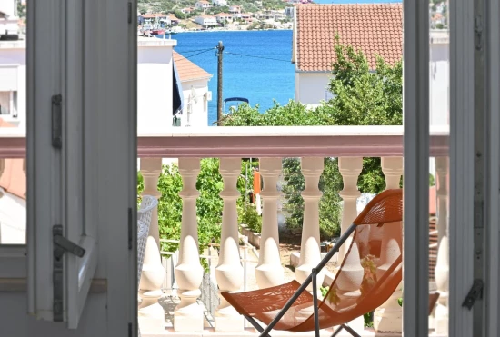 Apartmán Střední Dalmácie - Vinišće DA 8791 N1