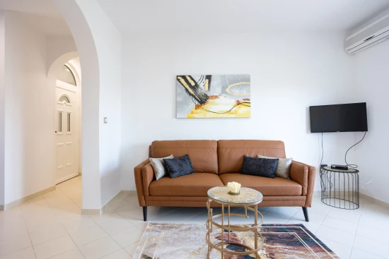 Vila Střední Dalmácie - Vinišće DA 8797 N1