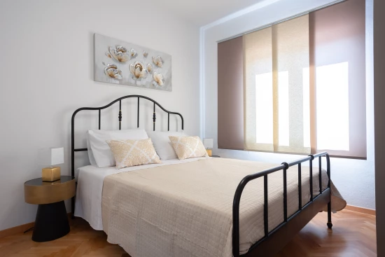 Vila Střední Dalmácie - Vinišće DA 8797 N1