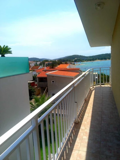 Apartmán Severní Dalmácie - Rogoznica DA 8800 N2