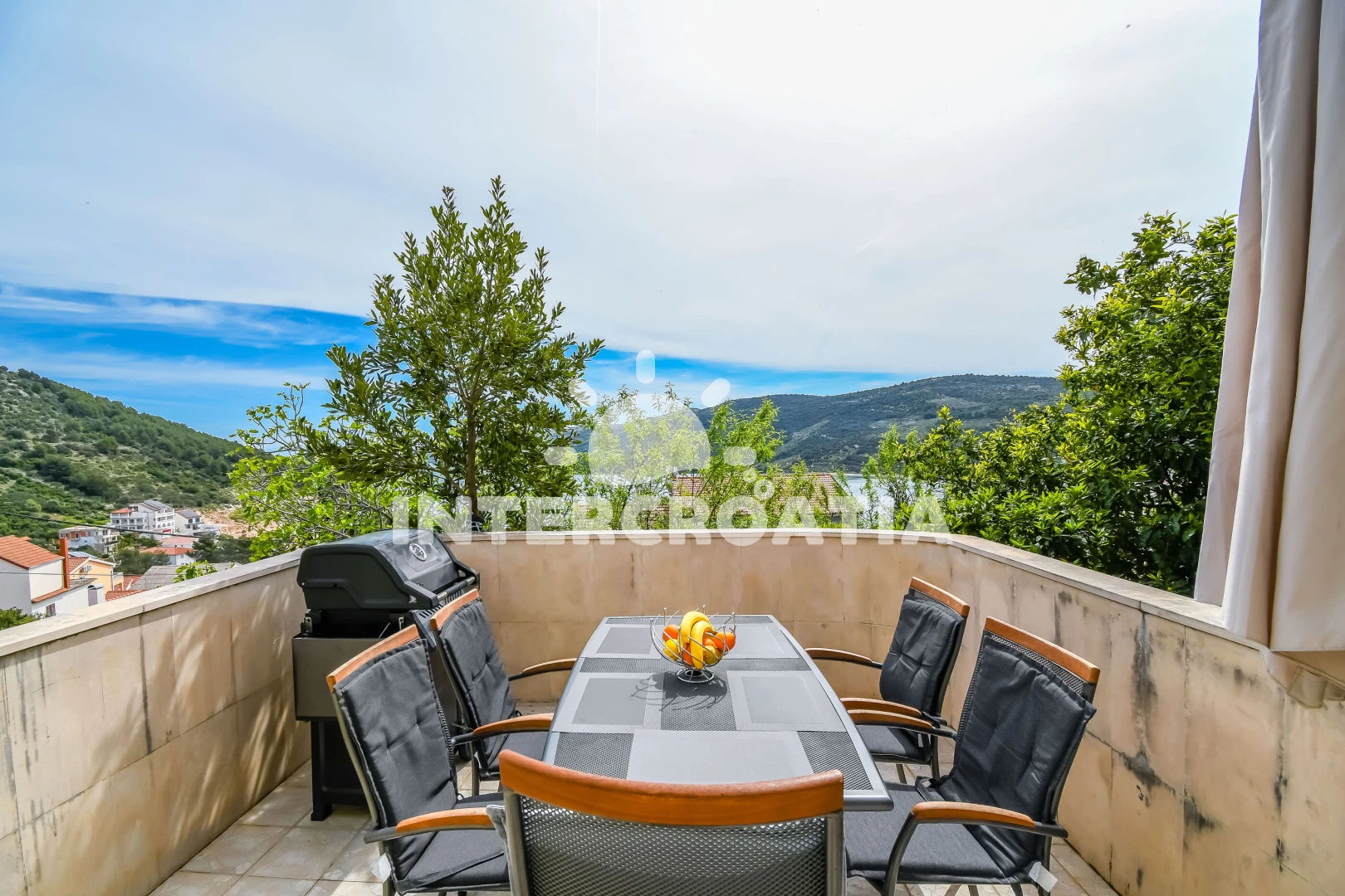 Apartmán Střední Dalmácie - Marina DA 8815 N1