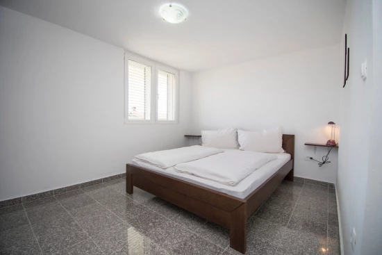 Apartmán Severní Dalmácie - Bilice (Šibenik) DA 8821 N2