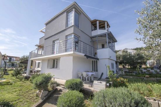 Apartmán Severní Dalmácie - Bilice (Šibenik) DA 8821 N3