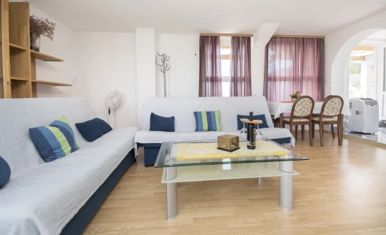 Apartmán Severní Dalmácie - Bilice (Šibenik) DA 8821 N3