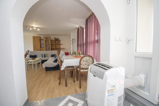Apartmán Severní Dalmácie - Bilice (Šibenik) DA 8821 N3