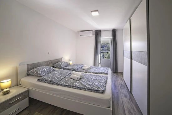 Domek Ostrov Rab - Rab OS 10513 N1