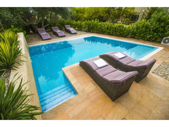 Apartmán Střední Dalmácie - Okrug Gornji DA 8842 N3