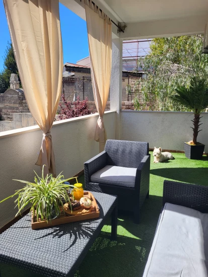 Apartmán Střední Dalmácie - Dugi Rat DA 8902 N2