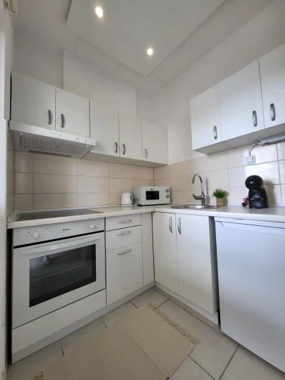 Apartmán Střední Dalmácie - Dugi Rat DA 8902 N2