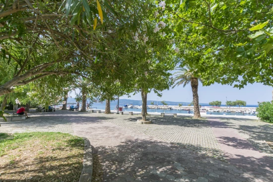 Apartmán Střední Dalmácie - Dugi Rat DA 8902 N3