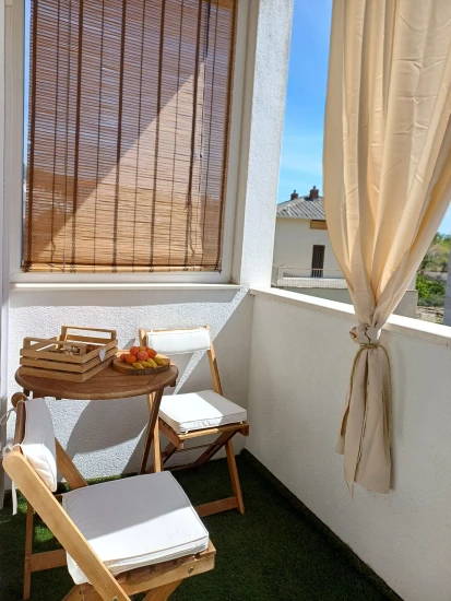 Apartmán Střední Dalmácie - Dugi Rat DA 8902 N3