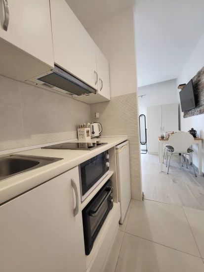 Apartmán Střední Dalmácie - Dugi Rat DA 8902 N3