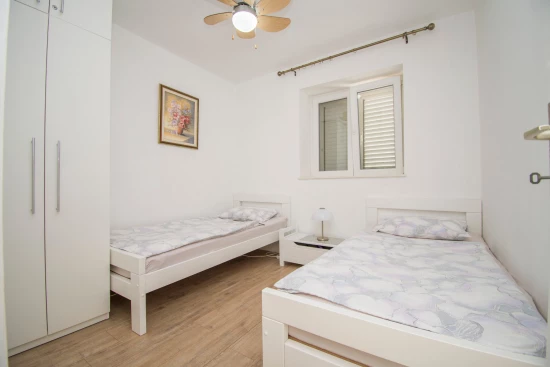 Apartmán Severní Dalmácie - Bilice (Šibenik) DA 9710 N1