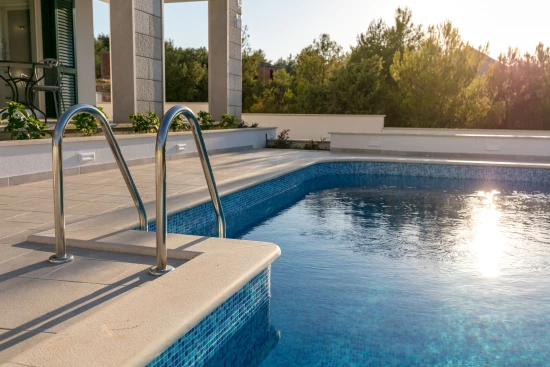 Vila Ostrov Brač OS 10537 N1