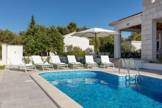 Vila Ostrov Brač OS 10537 N1