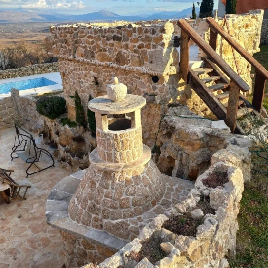 Domek Severní Dalmácie - Drniš (Šibenik) DA 9864 N1