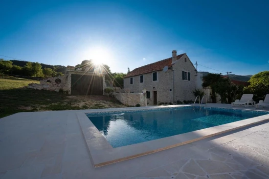 Domek Severní Dalmácie - Drniš (Šibenik) DA 9864 N1