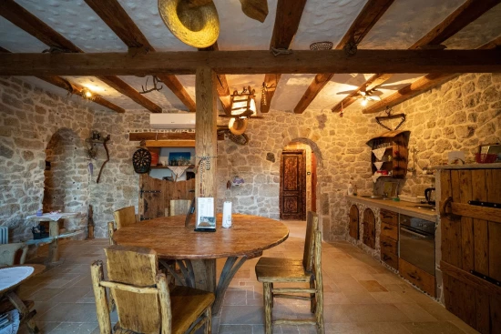 Domek Severní Dalmácie - Drniš (Šibenik) DA 9864 N1