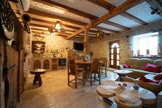 Domek Severní Dalmácie - Drniš (Šibenik) DA 9864 N1