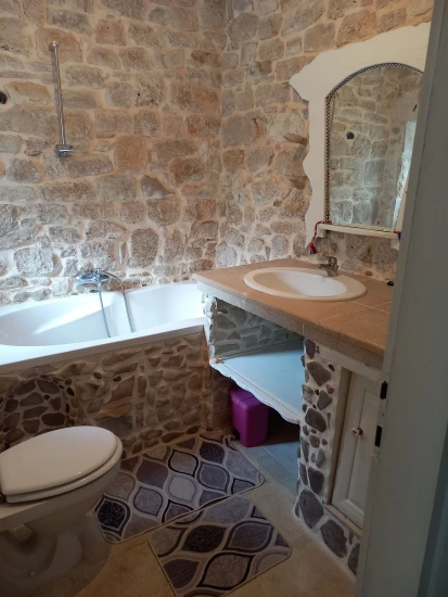 Domek Severní Dalmácie - Drniš (Šibenik) DA 9864 N1