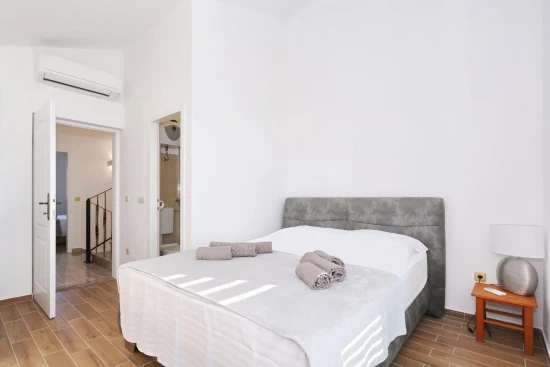 Domek Severní Dalmácie - Zaton (Petrčane) DA 9868 N1