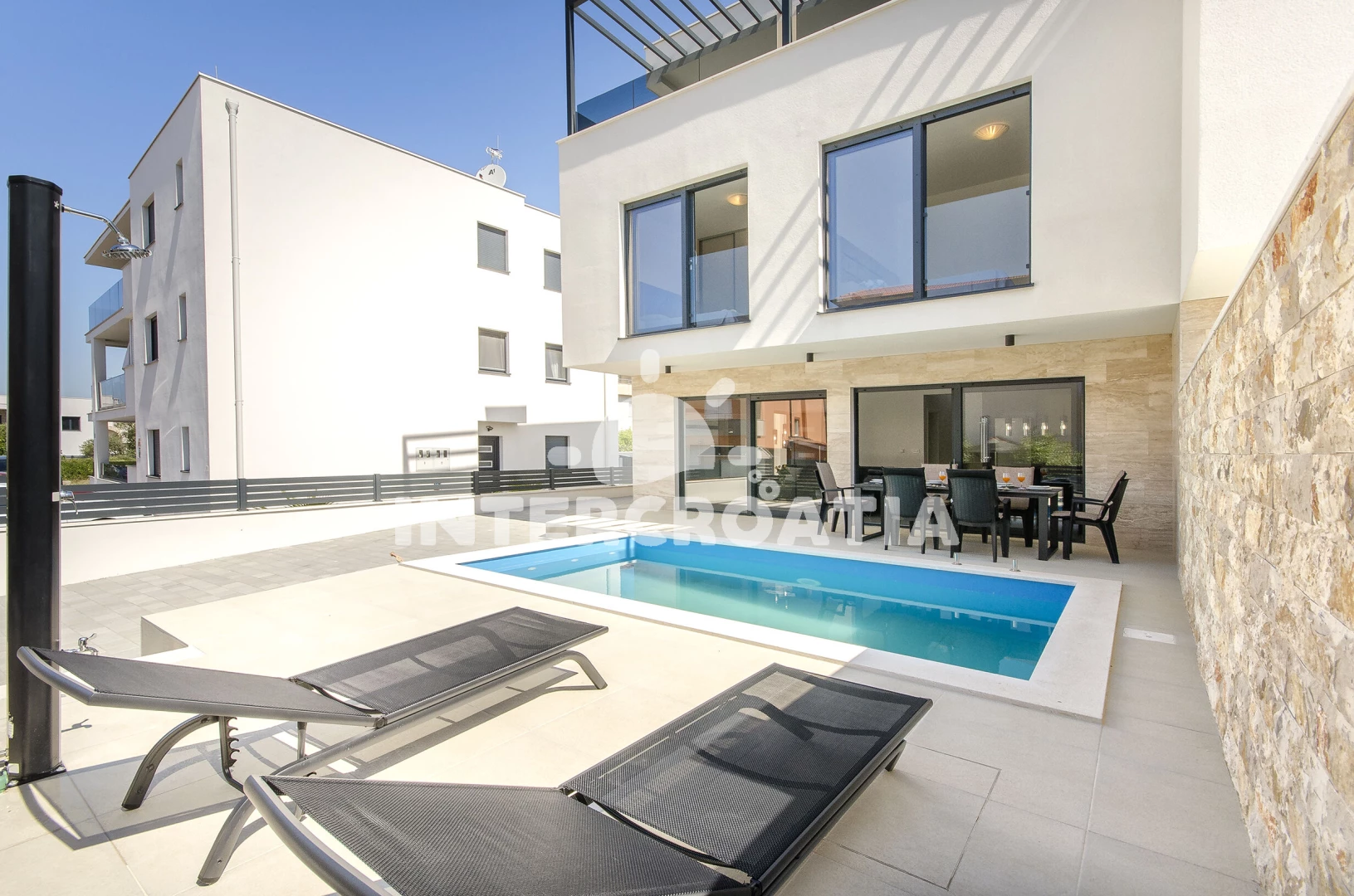 Vila s bazénem Severní Dalmácie - Srima (Vodice) DA 9869 N1