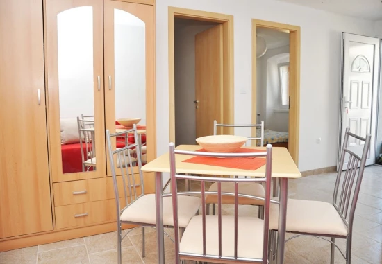 Apartmán Střední Dalmácie - Okrug Gornji DA 10197 N3