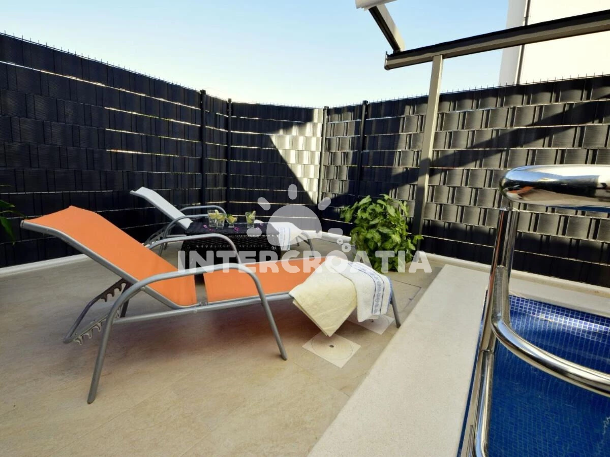 Apartmán Severní Dalmácie - Petrčane DA 10227 N1