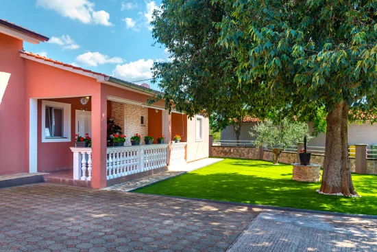 Vila Severní Dalmácie - Konjevrate DA 17002 N1