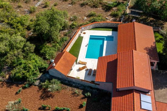 Vila Severní Dalmácie - Konjevrate DA 17002 N1