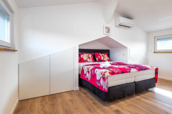 Vila Severní Dalmácie - Konjevrate DA 17002 N1