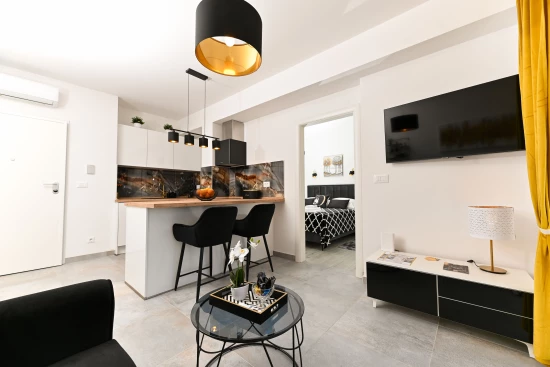 Apartmán Střední Dalmácie - Okrug Gornji DA 17025 N1