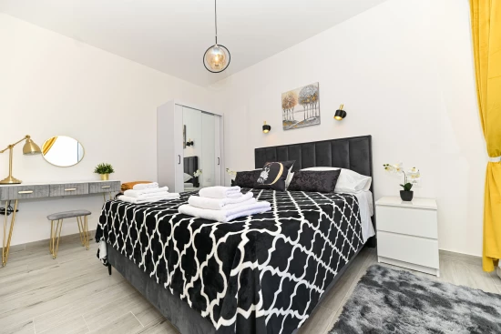 Apartmán Střední Dalmácie - Okrug Gornji DA 17025 N1