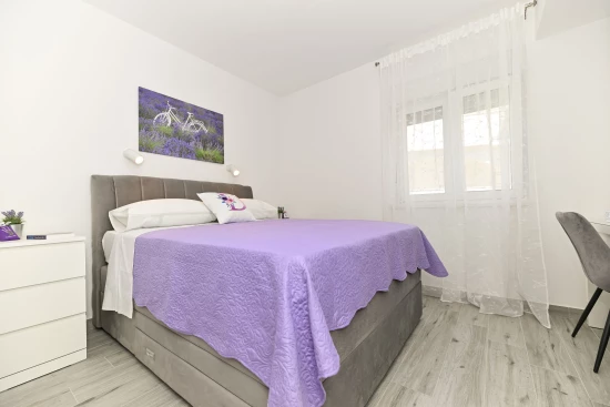 Apartmán Střední Dalmácie - Okrug Gornji DA 17025 N2