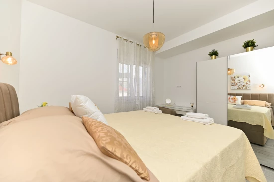 Apartmán Střední Dalmácie - Okrug Gornji DA 17025 N4
