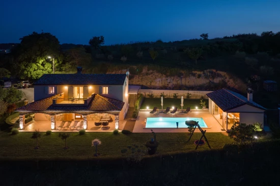 Vila Istrie - Vižinada IS 7988 N1