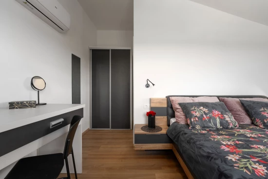 Vila Istrie - Kaštelir IS 7991 N1