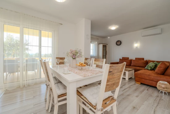 Domek Severní Dalmácie - Nin DA 17100 N1